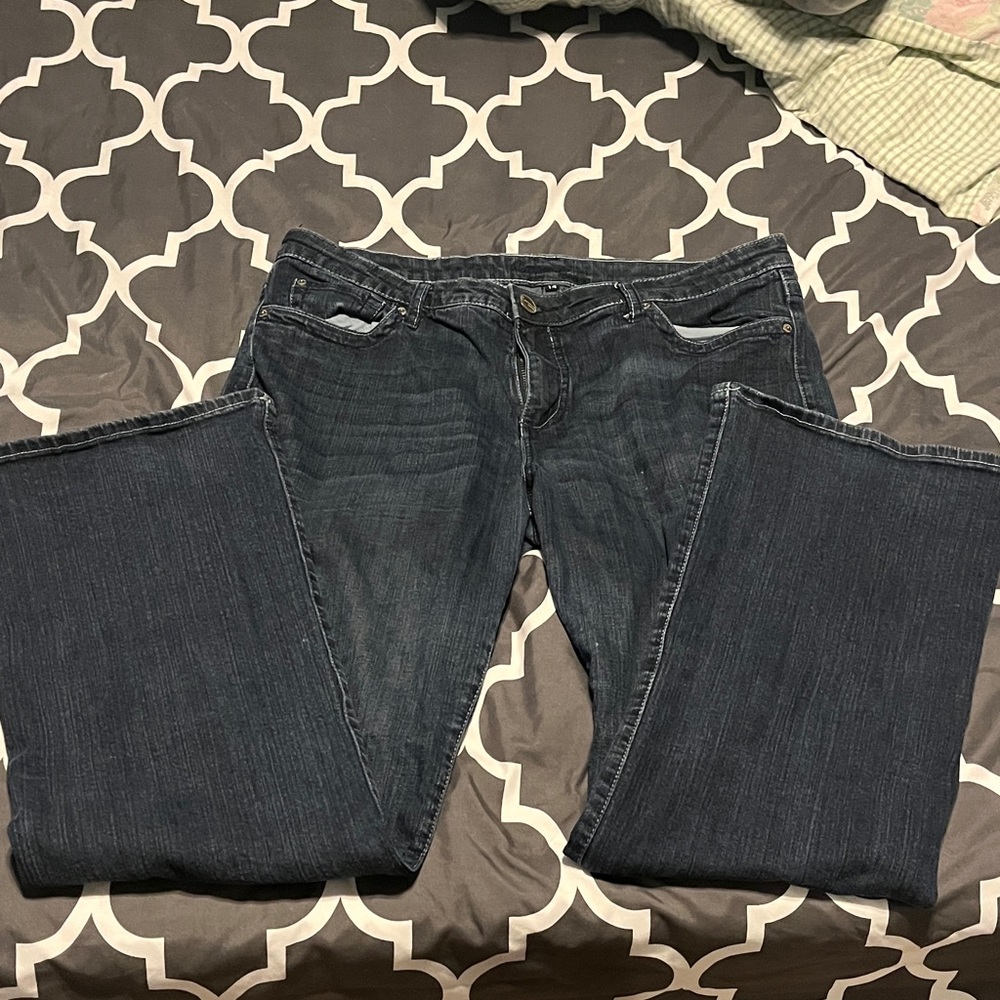 Common genes brand size 14 bootleg jeans